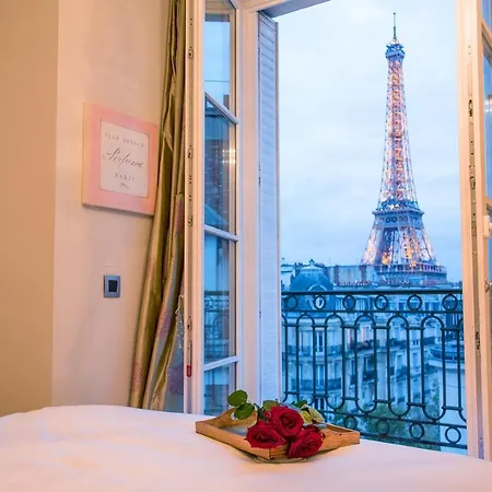 Magnificent View Eiffel *